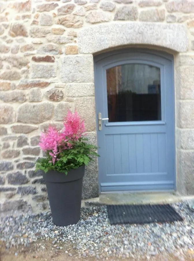 La Maison De Nati Guidel France